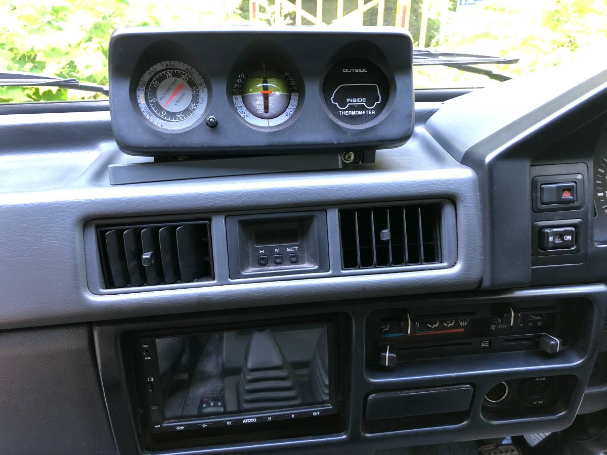 L-300-high-roof-diesel-1993-green-4