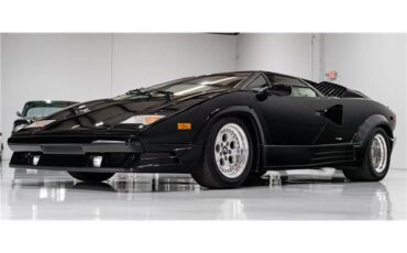 Lamborghini-Countach-1989-Coupe-11