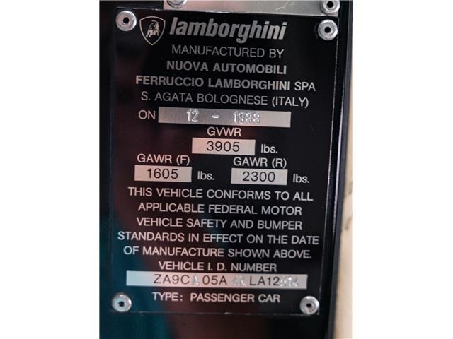 Lamborghini-Countach-1989-Coupe-16