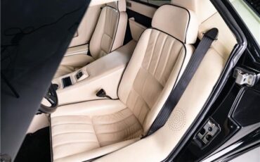 Lamborghini-Countach-1989-Coupe-20