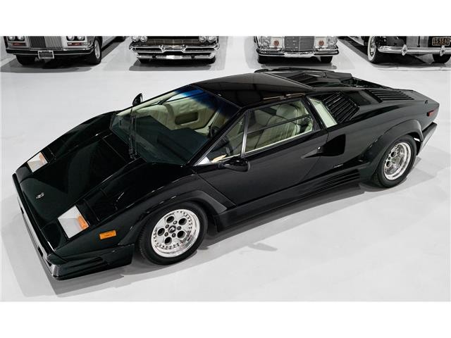 Lamborghini-Countach-1989-Coupe-9