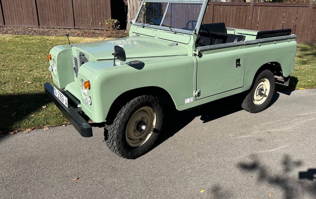 Land-Rover-88-1973-SUV-1