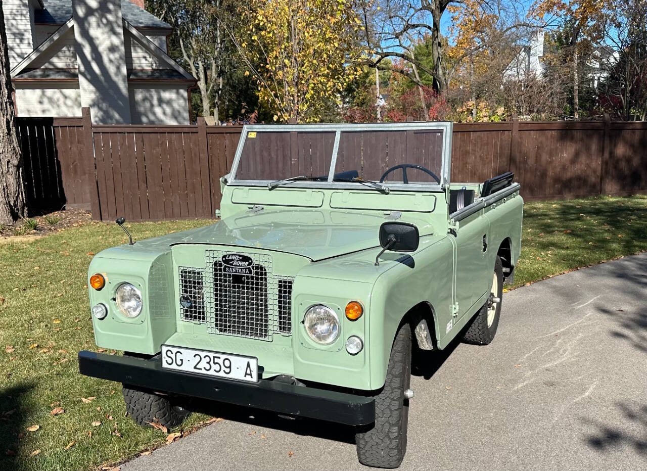 Land-Rover-88-1973-SUV-3