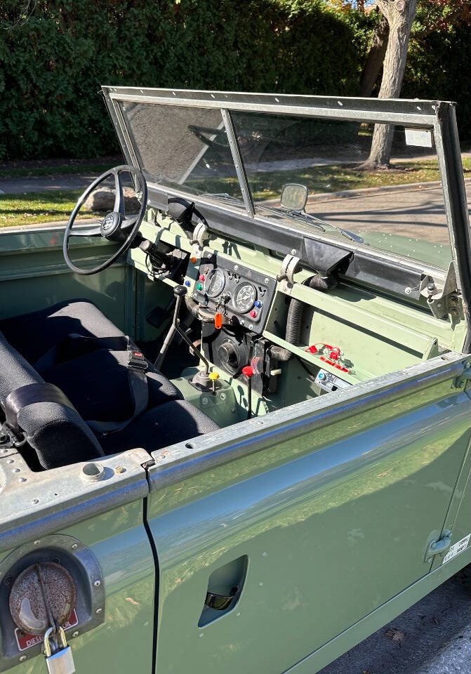 Land-Rover-88-1973-SUV-6