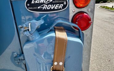Land-Rover-Defender-1974-SUV-12