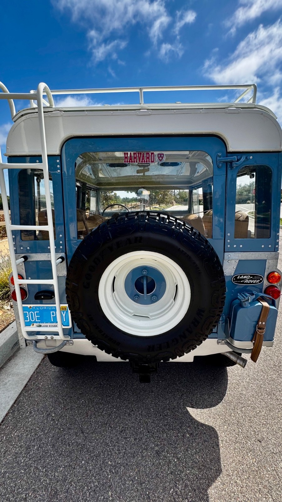 Land-Rover-Defender-1974-SUV-13