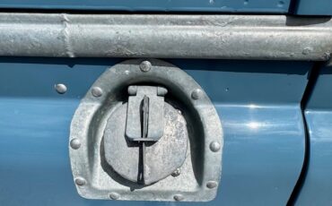 Land-Rover-Defender-1974-SUV-24