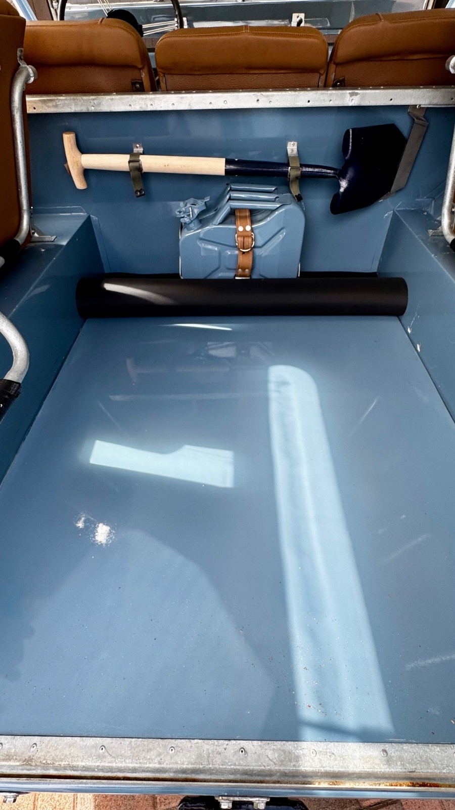 Land-Rover-Defender-1974-SUV-27