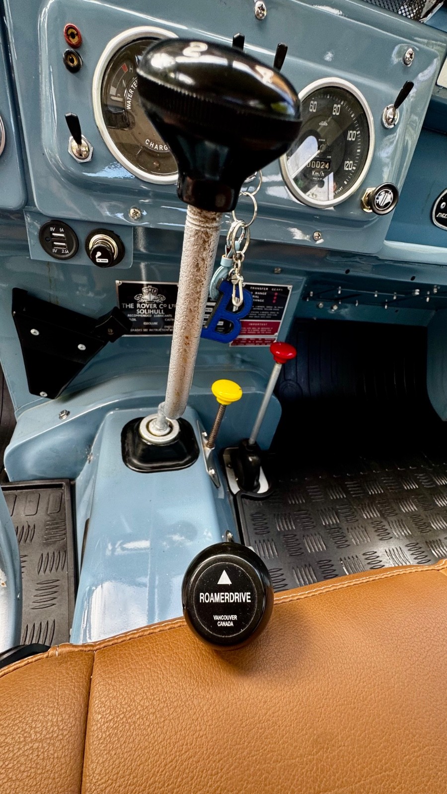 Land-Rover-Defender-1974-SUV-31