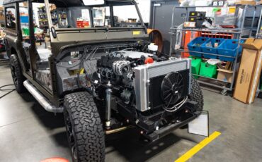 Land-Rover-Defender-1980-SUV-38