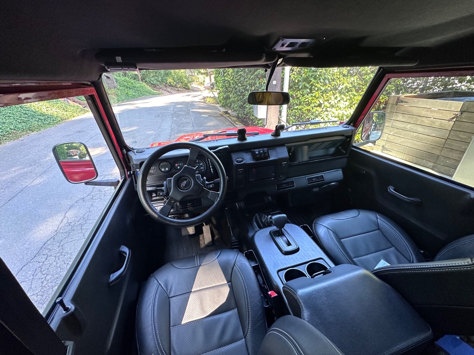 Land-Rover-Defender-1985-SUV-11