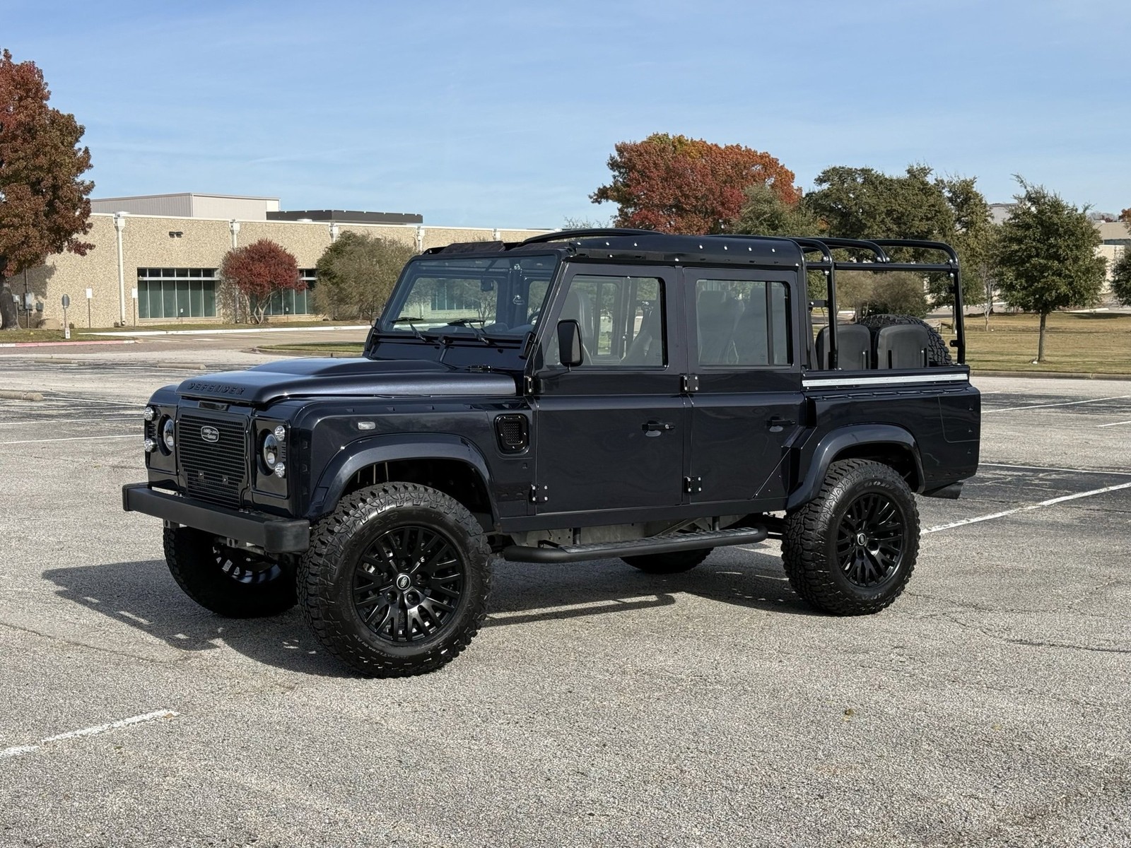 Land-Rover-Defender-1987-SUV-14