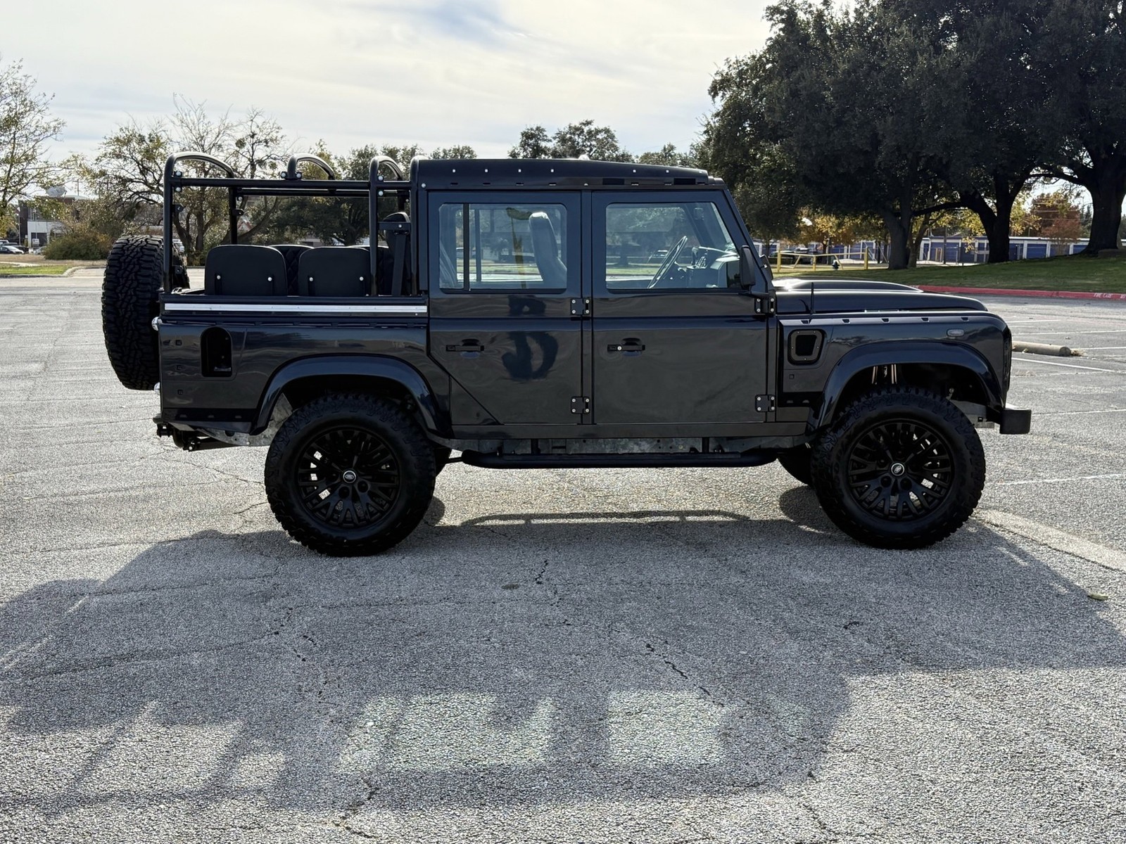 Land-Rover-Defender-1987-SUV-17