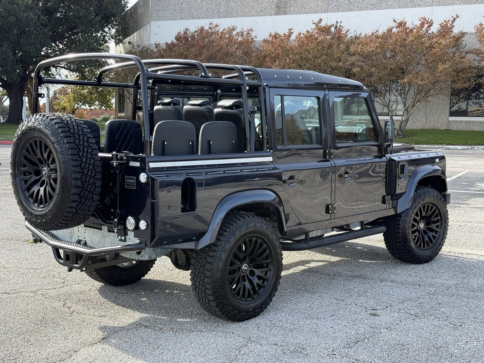 Land-Rover-Defender-1987-SUV-21