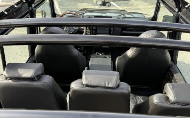 Land-Rover-Defender-1987-SUV-23