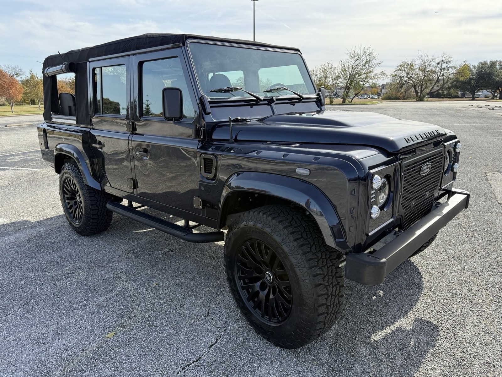 Land-Rover-Defender-1987-SUV-6