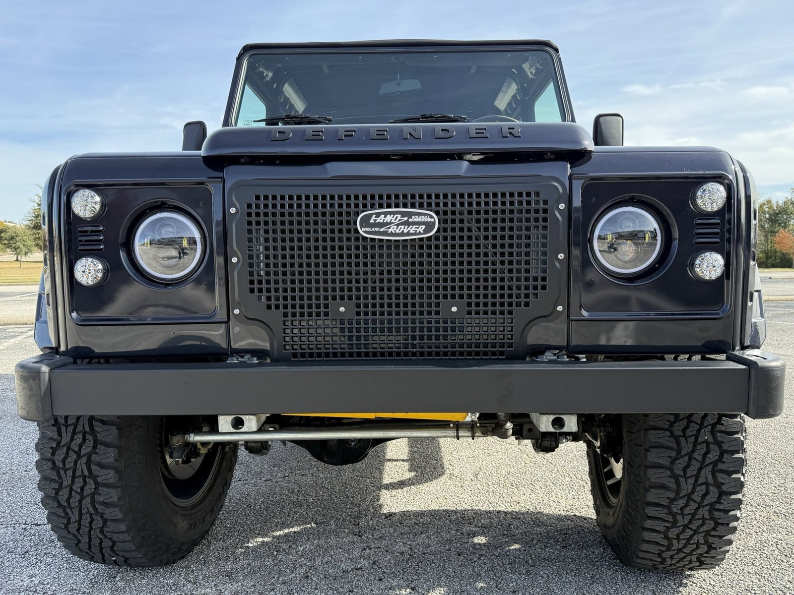 Land-Rover-Defender-1987-SUV-9