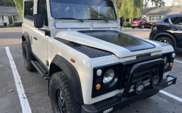 Land-Rover-Defender-1988-1