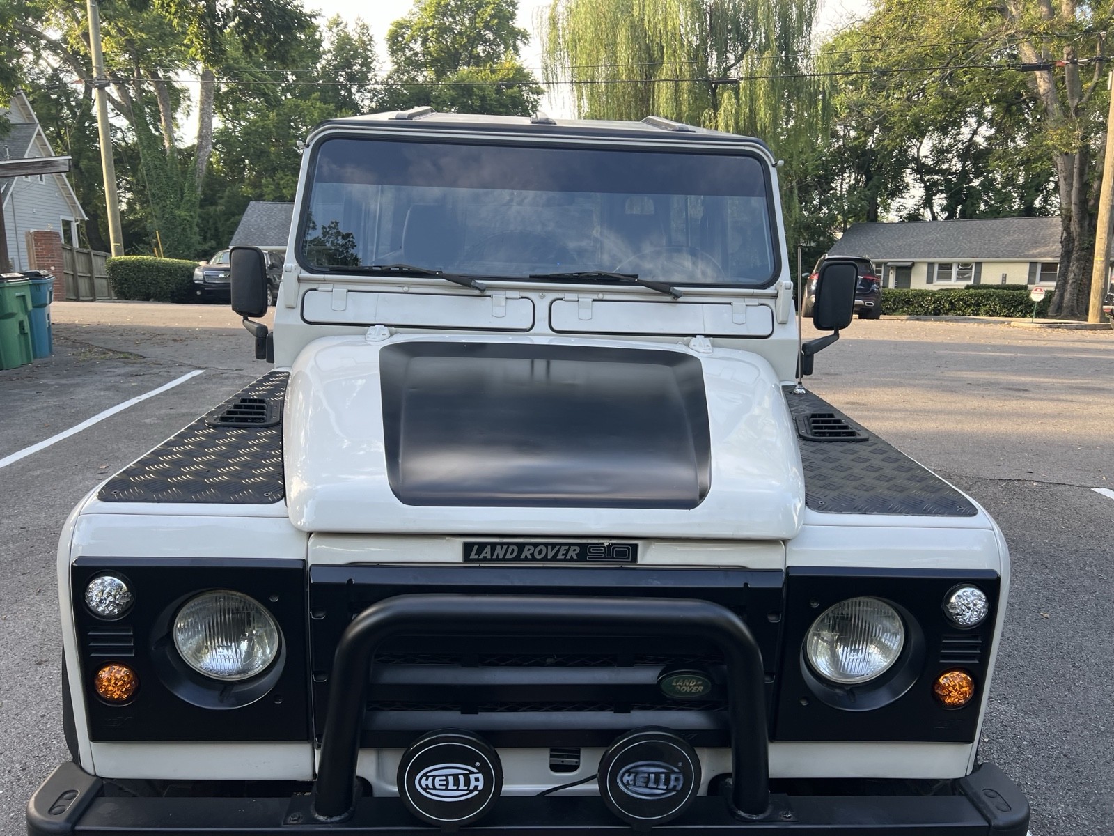 Land-Rover-Defender-1988-3