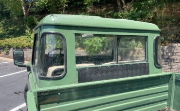 Land-Rover-Defender-1989-Pickup-Truck-11