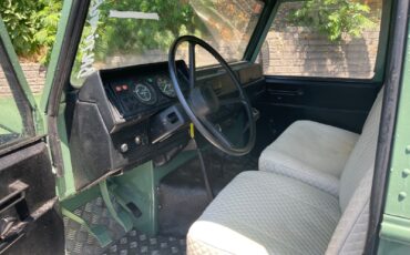 Land-Rover-Defender-1989-Pickup-Truck-13