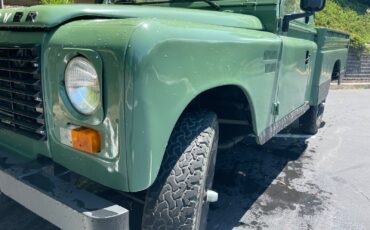 Land-Rover-Defender-1989-Pickup-Truck-18
