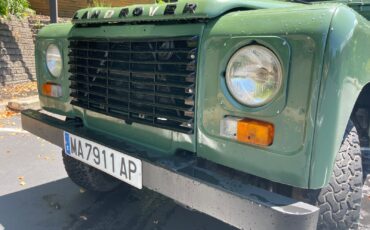 Land-Rover-Defender-1989-Pickup-Truck-19