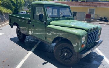 Land-Rover-Defender-1989-Pickup-Truck-2
