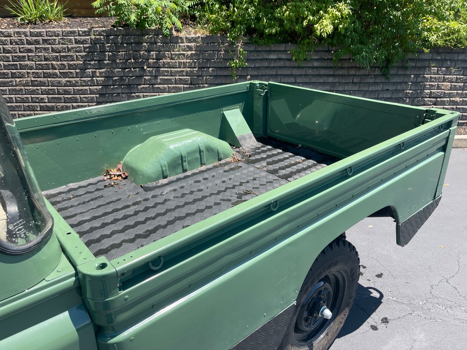Land-Rover-Defender-1989-Pickup-Truck-27