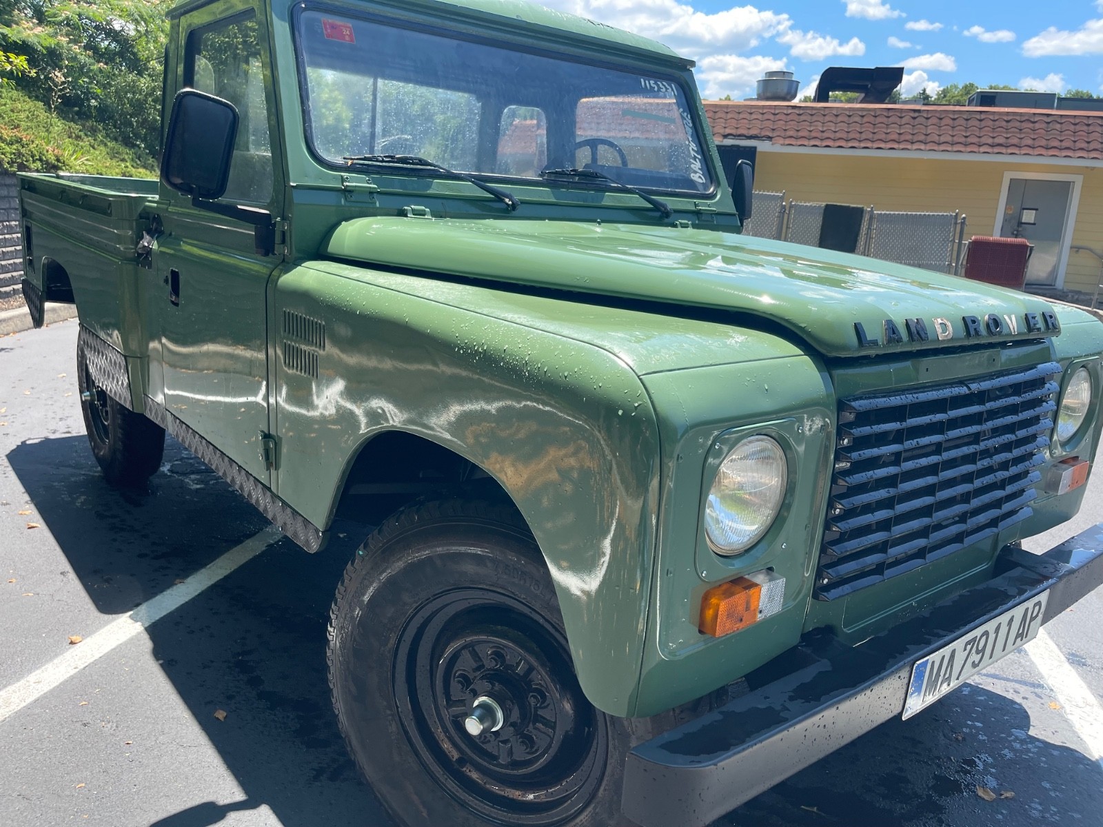 Land-Rover-Defender-1989-Pickup-Truck-3