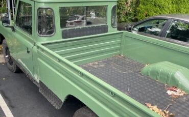 Land-Rover-Defender-1989-Pickup-Truck-4