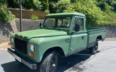 Land-Rover-Defender-1989-Pickup-Truck-5