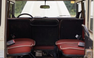 Land-Rover-Defender-1990-SUV-21