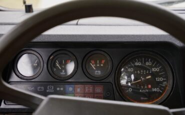 Land-Rover-Defender-1990-SUV-29