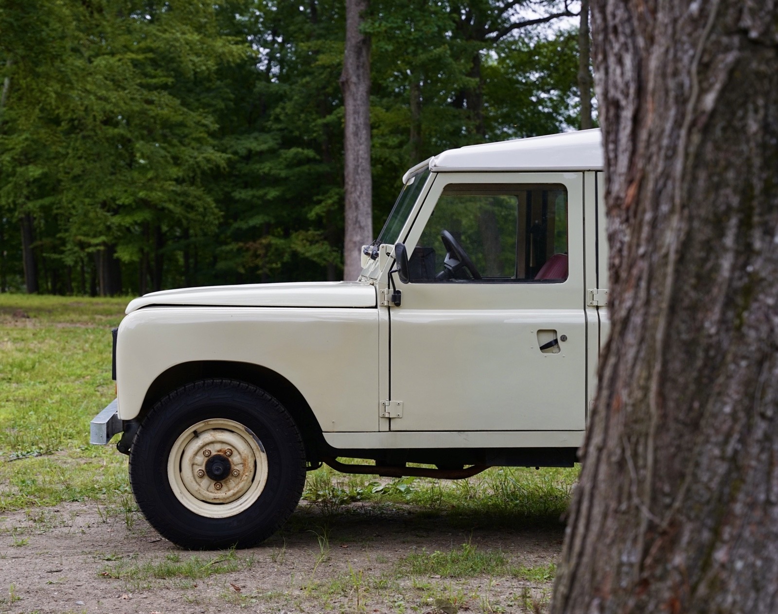 Land-Rover-Defender-1990-SUV-3