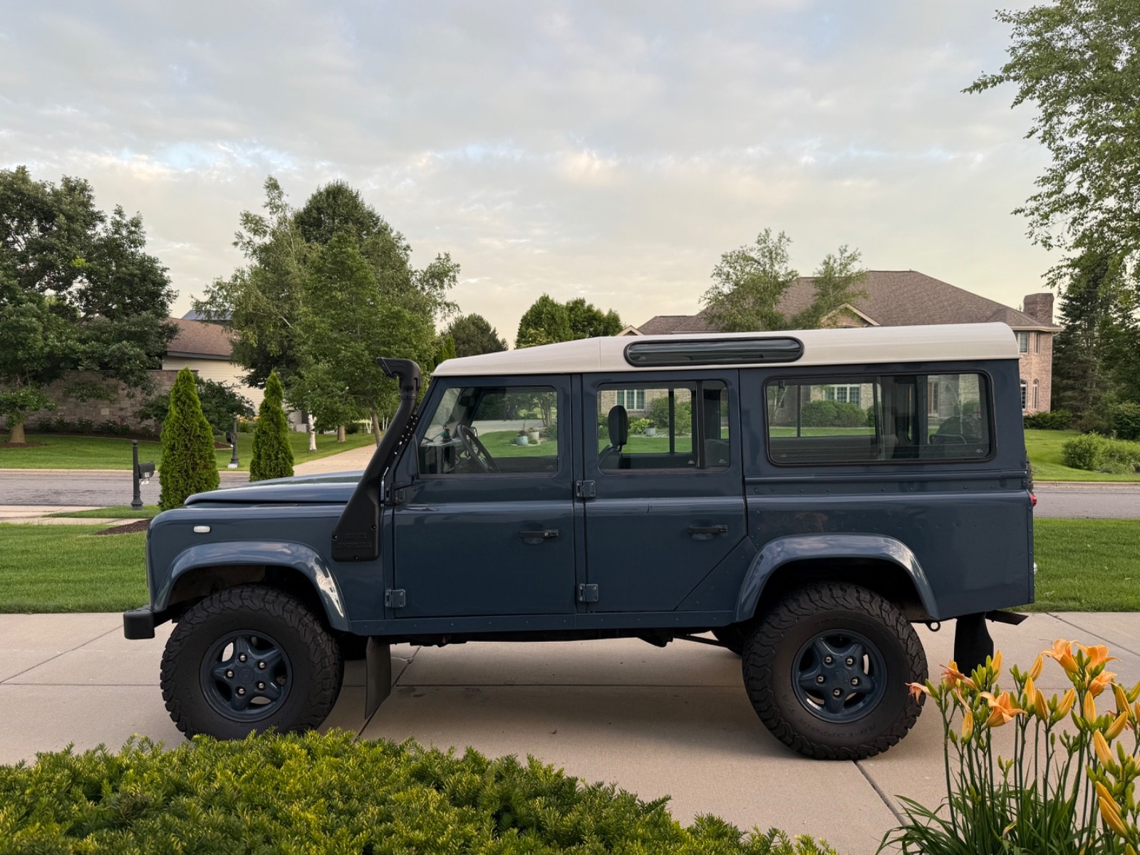 Land Rover Defender 1991