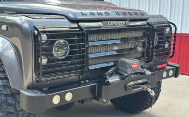 Land-Rover-Defender-1992-SUV-1