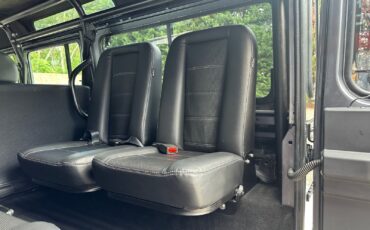 Land-Rover-Defender-1992-SUV-20