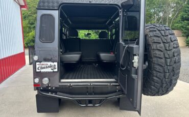 Land-Rover-Defender-1992-SUV-23