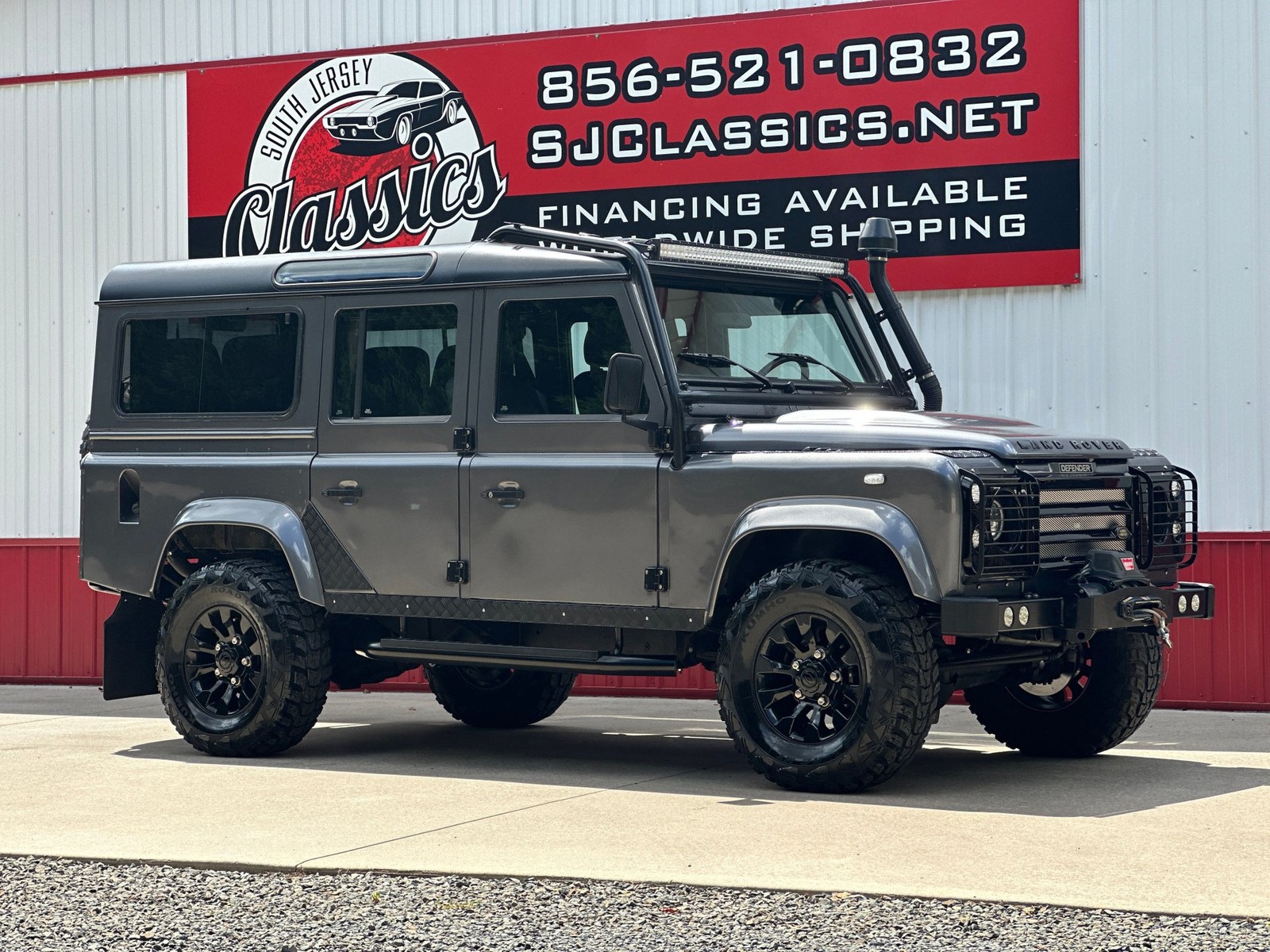 Land-Rover-Defender-1992-SUV