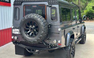 Land-Rover-Defender-1992-SUV-4