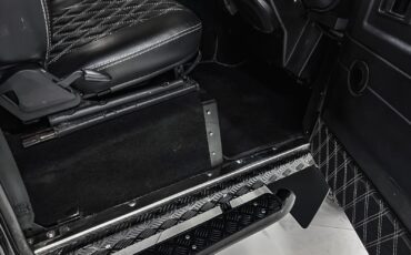 Land-Rover-Defender-1994-19