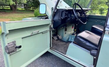 Land-Rover-LR3-1981-SUV-11