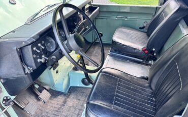 Land-Rover-LR3-1981-SUV-9