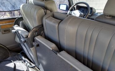 Land-Rover-Range-Rover-1987-12