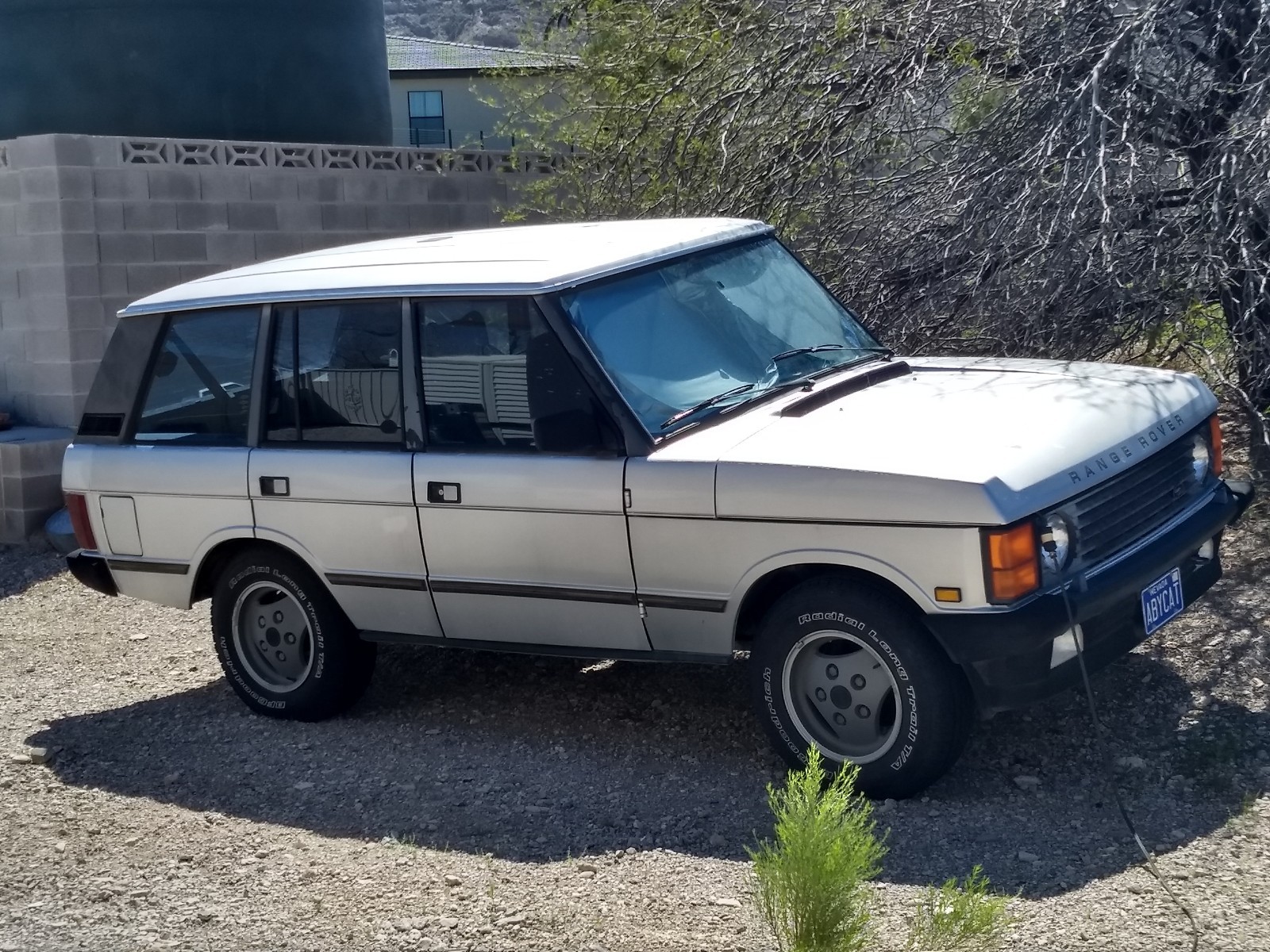 Land-Rover-Range-Rover-1987-4