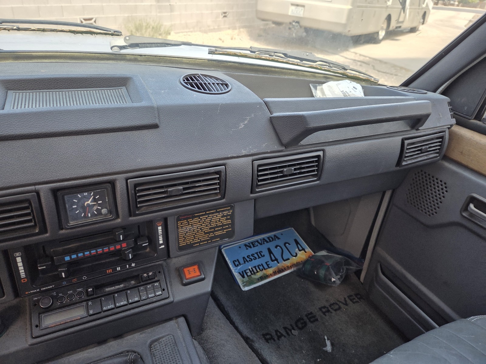 Land-Rover-Range-Rover-1987-6