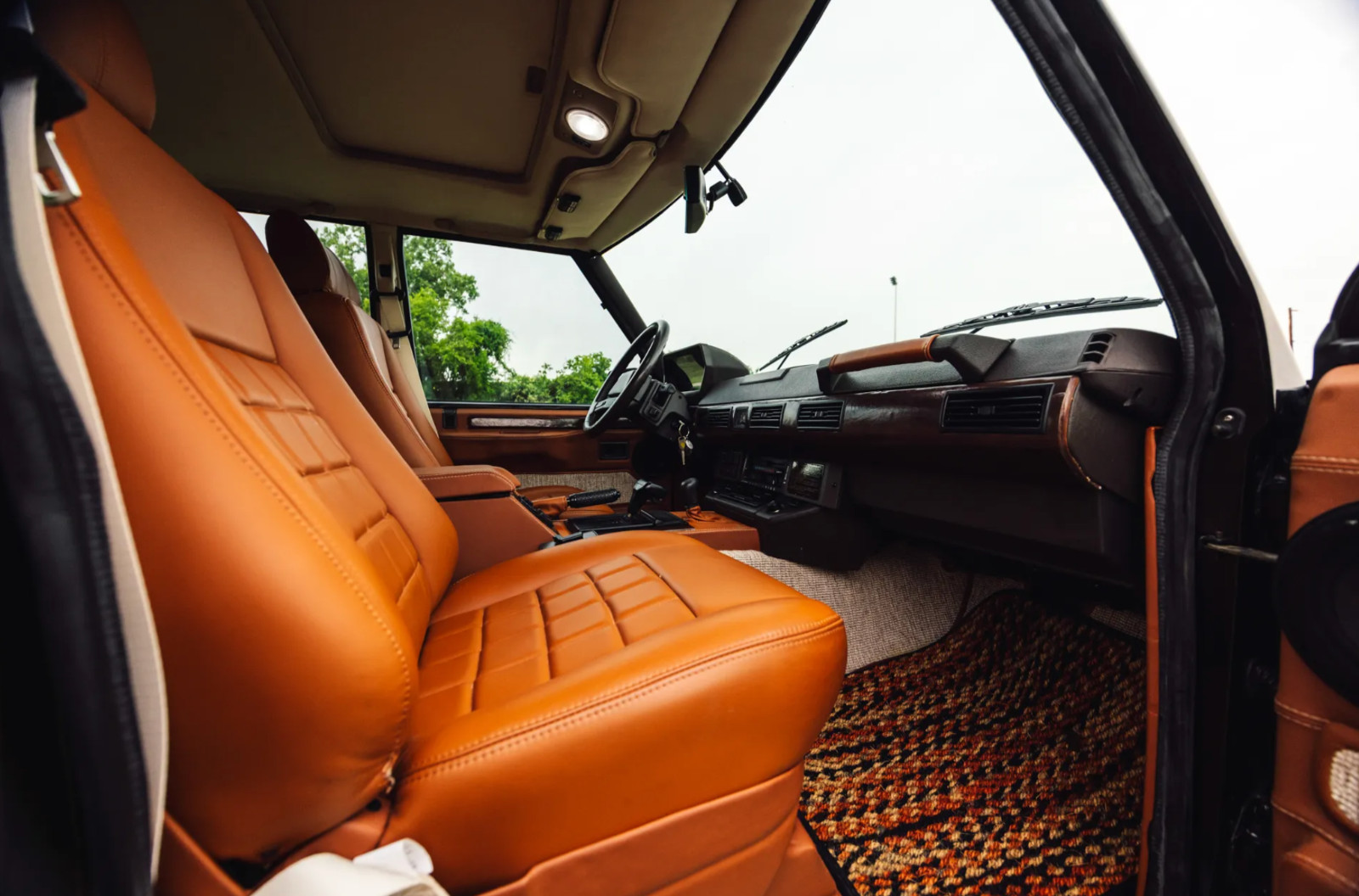 Land-Rover-Range-Rover-1992-SUV-14
