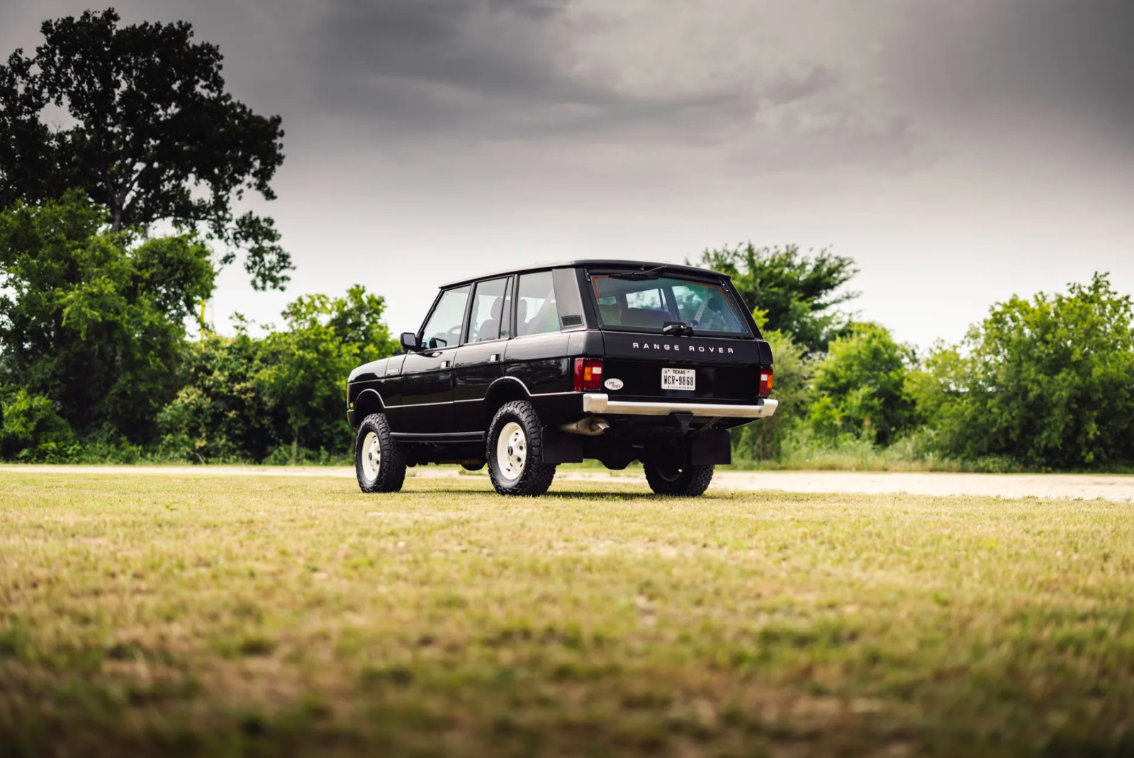 Land-Rover-Range-Rover-1992-SUV-2