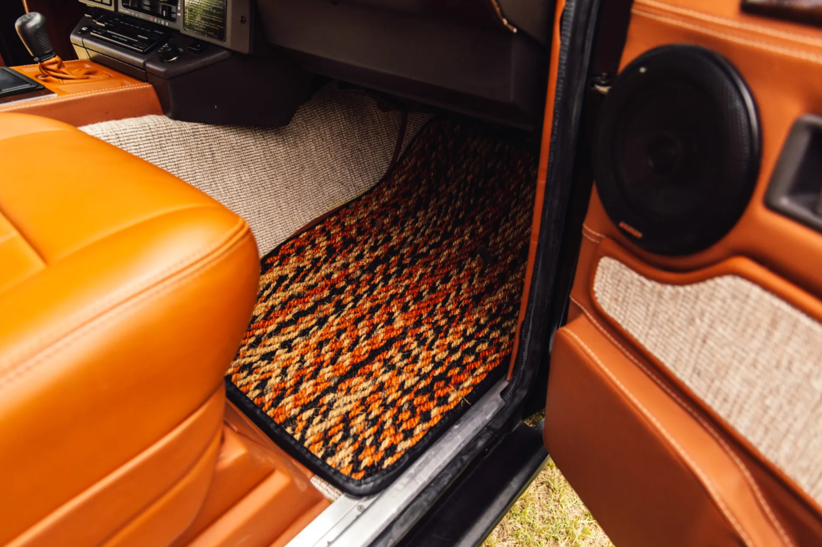 Land-Rover-Range-Rover-1992-SUV-33